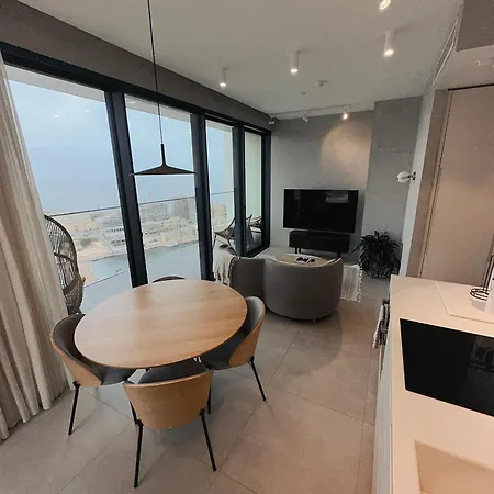 Luxury 360 Sea View 27th Floor In Mercury Tower Appartement