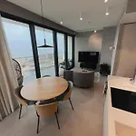 Luxury 360 Sea View 27th Floor In Mercury Tower Lejlighed