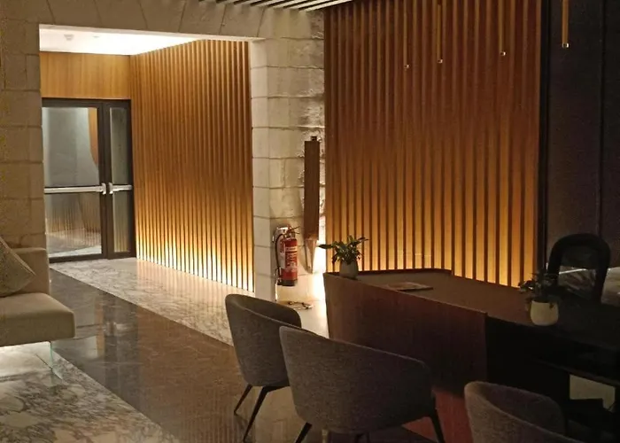 Luxury 360 Sea View 27th Floor In Mercury Tower