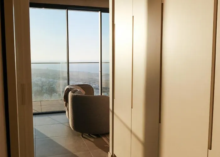 Luxury 360 Sea View 27th Floor In Mercury Tower