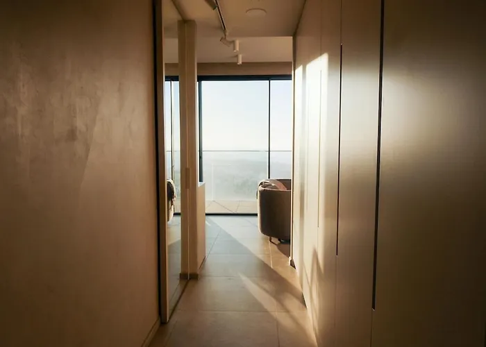 Luxury 360 Sea View 27th Floor In Mercury Tower Lägenhet *