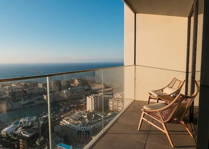 Luxury 360 Sea View 27th Floor In Mercury Tower 公寓 *