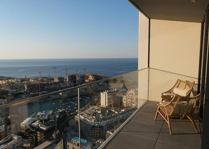 Luxury 360 Sea View 27th Floor In Mercury Tower St. Julian's